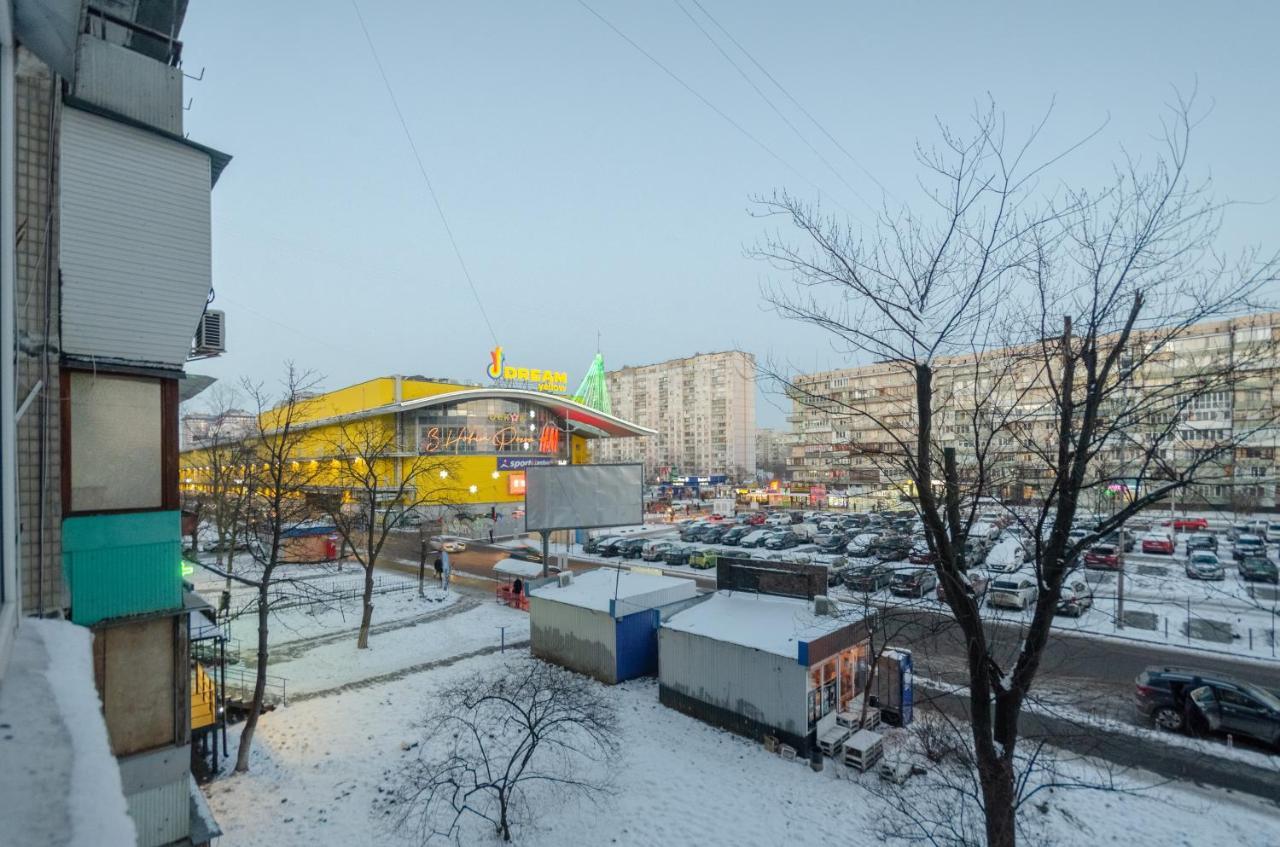 Kvartirkoff Na Obolonskiy Prospekt 7 Kiev Dış mekan fotoğraf